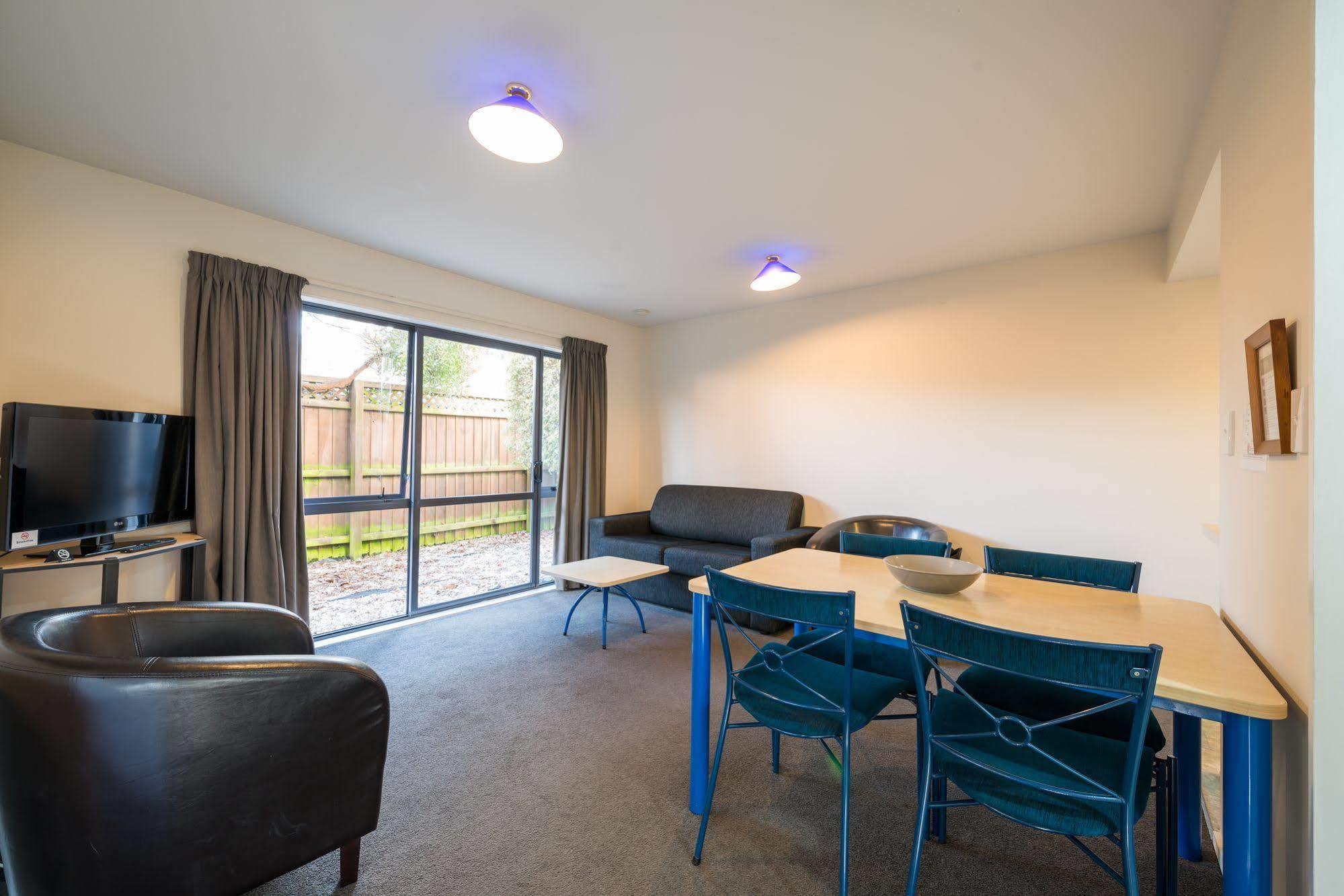 Annabelle Court Motel Christchurch Exterior photo